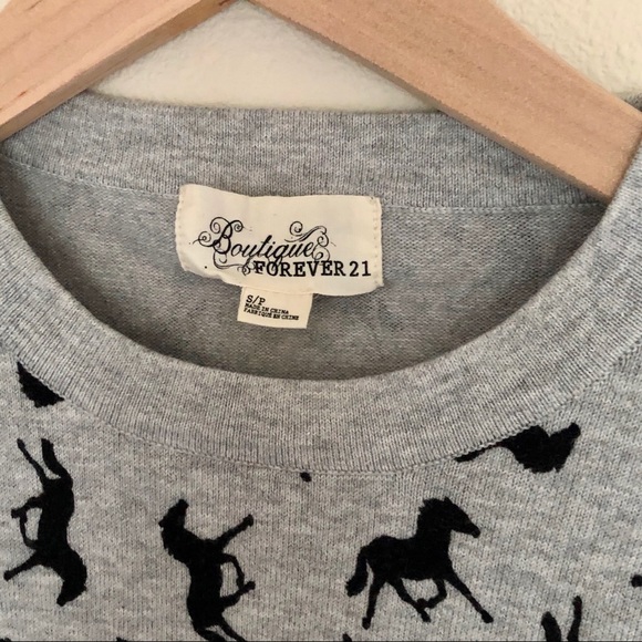 💋NWOT Forever 21 short sleeves sweater small - Picture 3 of 4